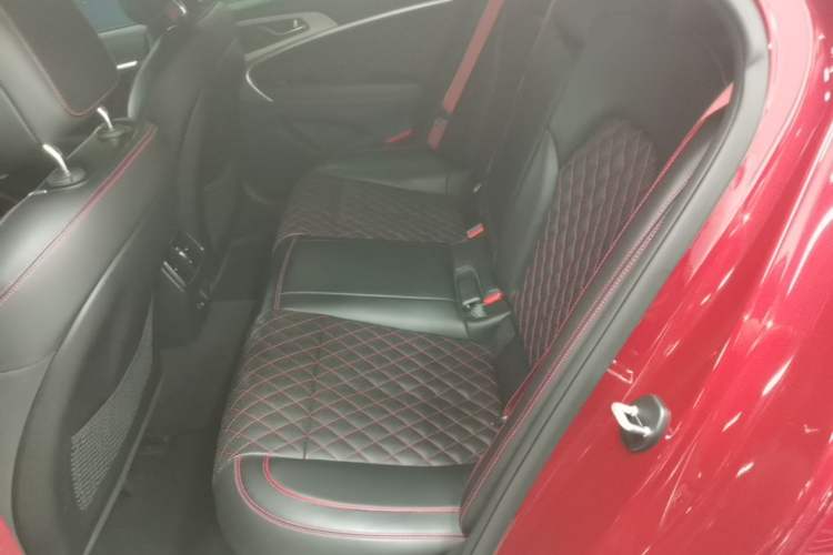 Used Genesis G70 2023 2.0T Four-Wheel-Drive Flagship Version Left Rear Seat