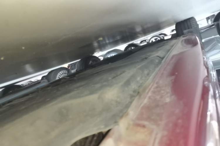 Used Genesis G70 2023 2.0T Four-Wheel-Drive Flagship Version Left Side Sill