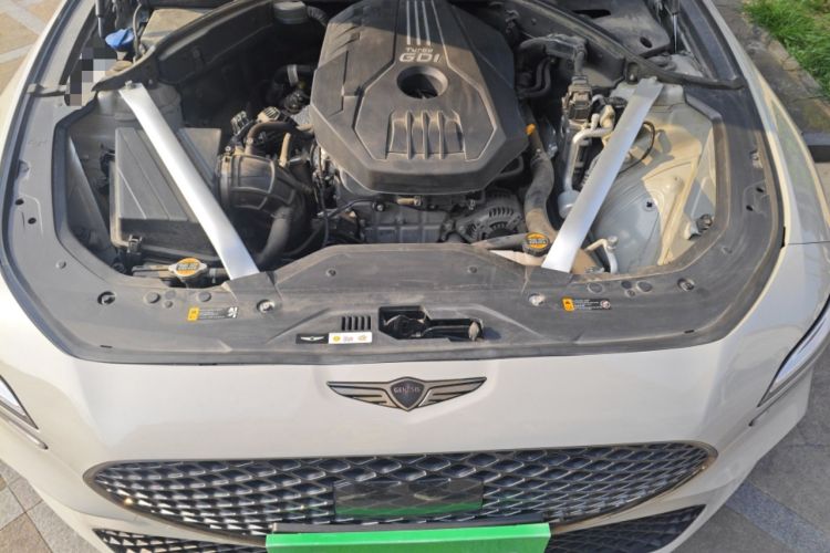 Used Genesis G70 2024 2.0T Hunter Model Rear-Drive Luxury Edition Shooting Brake Engine Bay