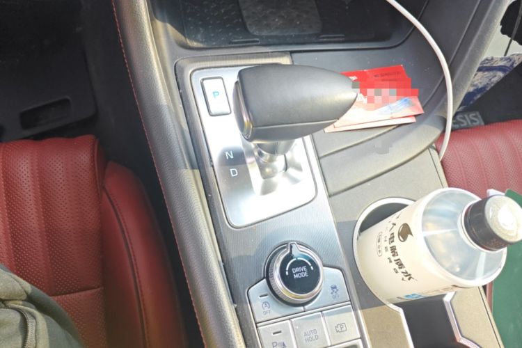 Used Genesis G70 2024 2.0T Hunter Model Rear-Drive Luxury Edition Shooting Brake Gear Lever