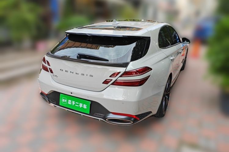 Used Genesis G70 2024 2.0T Hunter Model Rear-Drive Luxury Edition Shooting Brake Rear Right 45 Deg