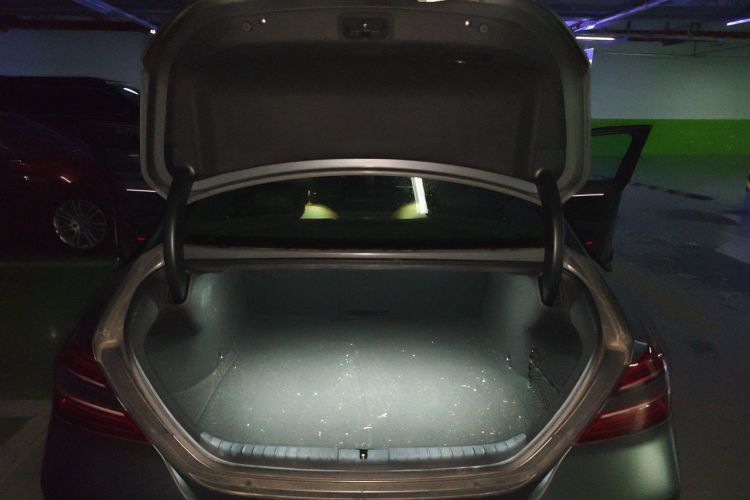 Used Genesis G70 2024 2.0T Rear-Drive Luxury Edition Trunk