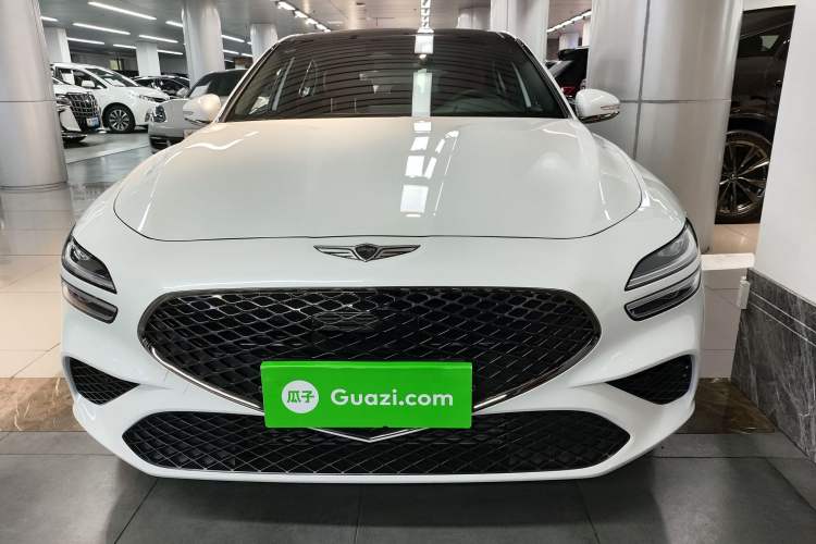 Used Genesis G70 2024 2.0T Hunter Model Rear-Drive Luxury Edition Shooting Brake Exterior 1