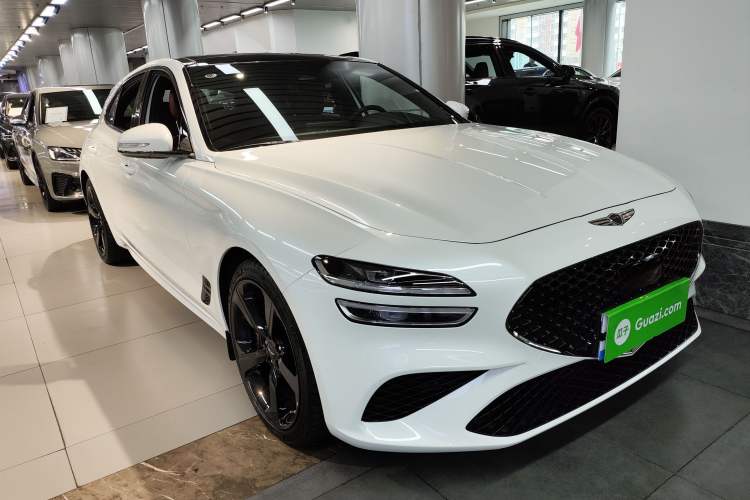 Used Genesis G70 2024 2.0T Hunter Model Rear-Drive Luxury Edition Shooting Brake Exterior 2