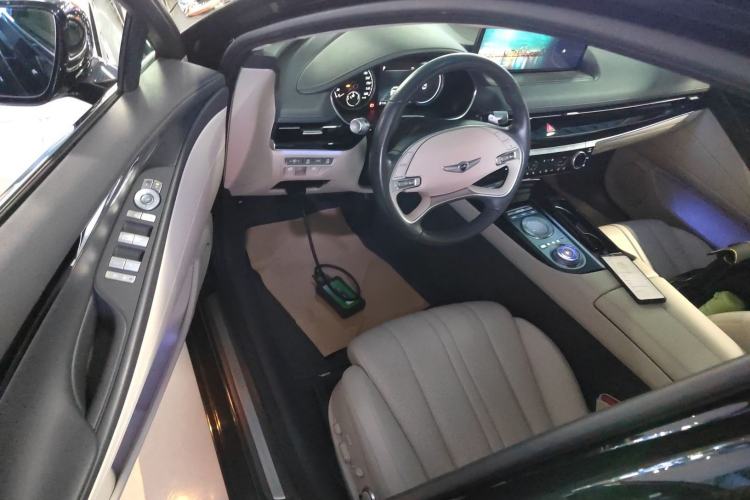 Used Genesis G80 2021 2.5T Rear-Drive Luxury Edition Interior 3