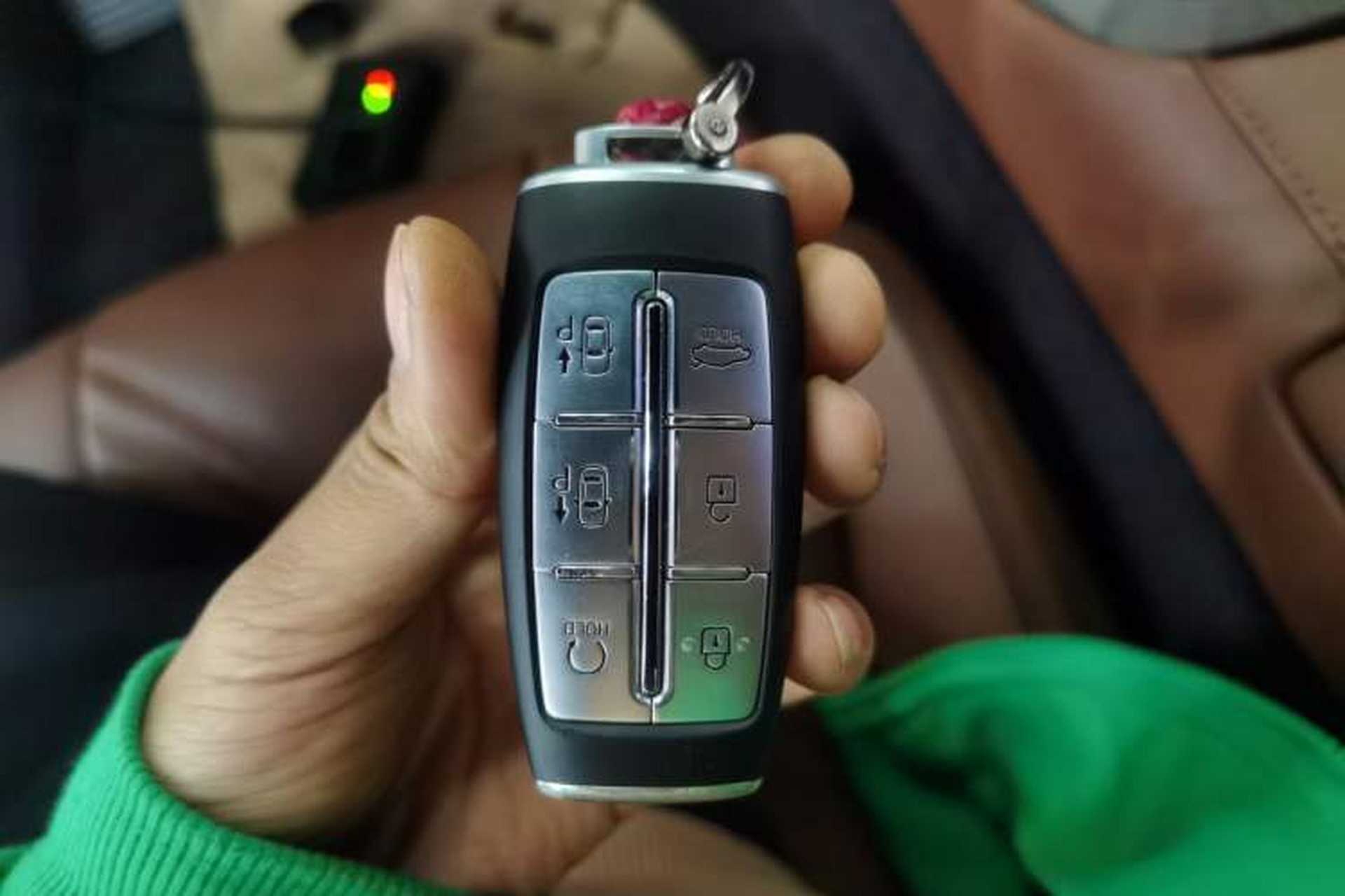 Used Genesis G80 2023 2.5T Rear-Drive Flagship Edition Vehicle Key