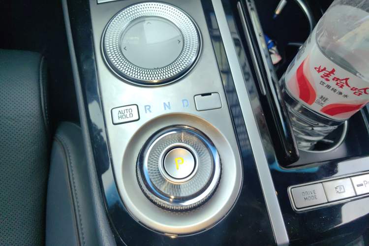 Used Genesis G80 2021 2.5T Rear-Drive Luxury Edition Gear Lever