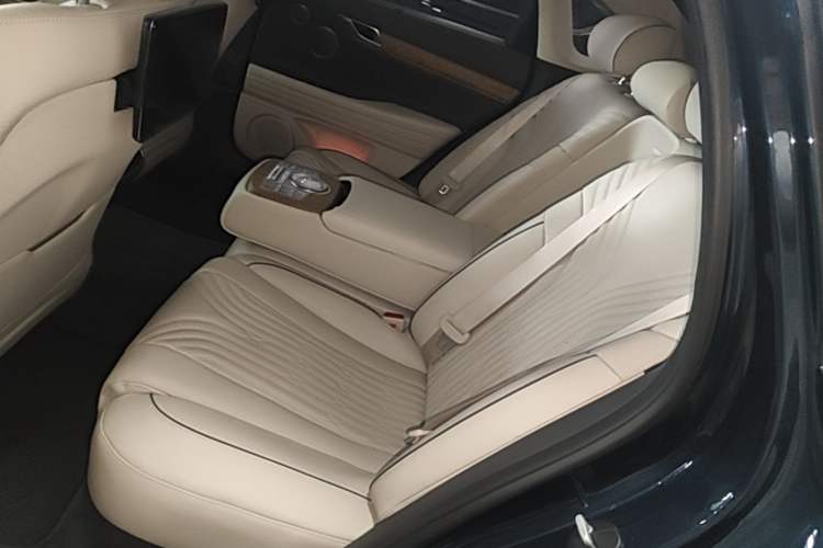 Used Genesis G80 2021 2.5T Rear-Drive Flagship Edition Left Rear Seat