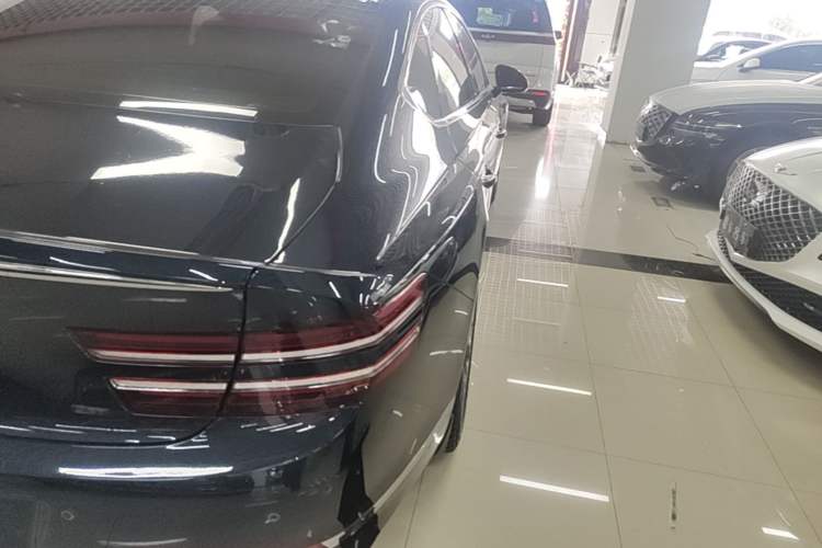 Used Genesis G80 2021 2.5T Rear-Drive Flagship Edition Right Rear Taillight