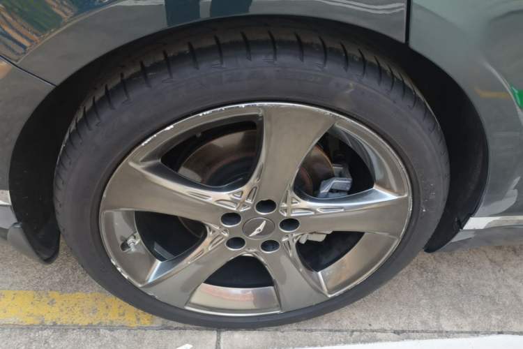 Used Genesis G80 2021 2.5T Rear-Drive Luxury Edition Right Rear Wheel Hub