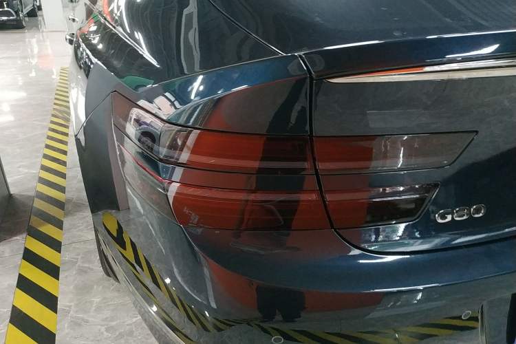 Used Genesis G80 2021 2.5T Rear-Drive Flagship Edition Trunk