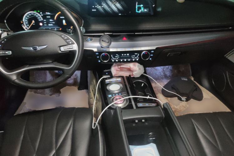 Used Genesis G80 2021 2.5T Rear-Drive Luxury Edition Center Console