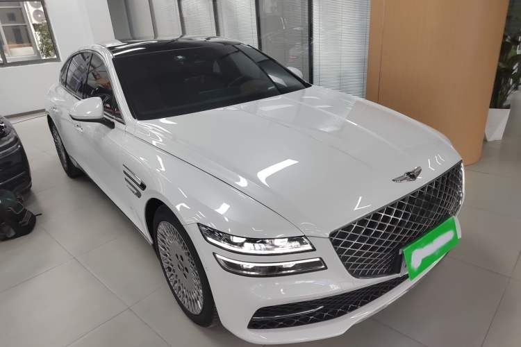 Used Genesis G80 2021 2.5T Rear-Drive Flagship Edition Front Right 45 Deg