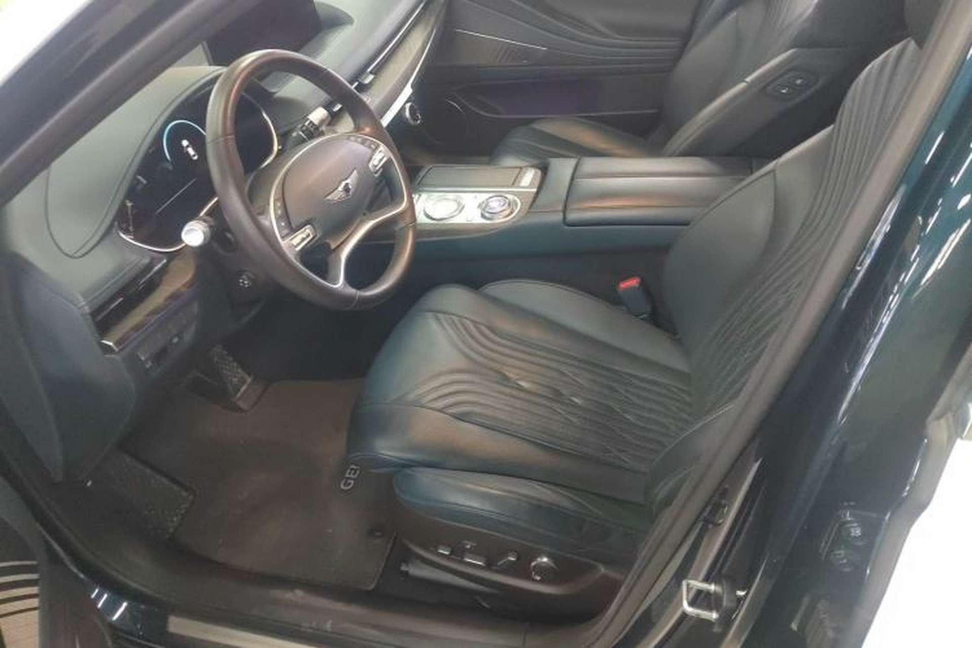Used Genesis G80 2021 2.5T Rear-Drive Flagship Edition Left Front Seat