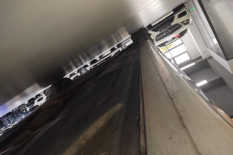 Used Genesis G80 2021 2.5T Rear-Drive Flagship Edition Left Side Sill