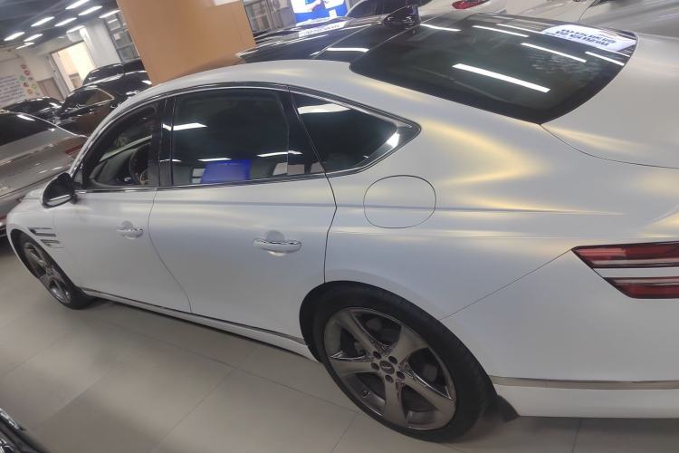 Used Genesis G80 2021 2.5T Rear-Drive Flagship Edition Left Side