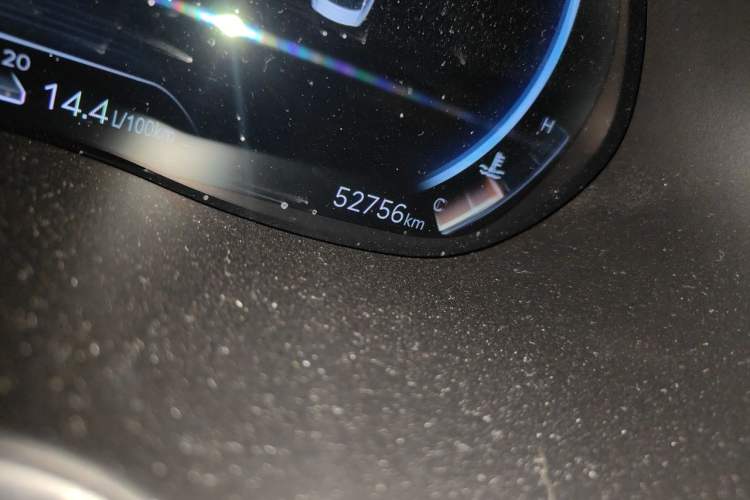 Used Genesis G80 2021 2.5T Four-Wheel Drive Flagship Edition Odometer Close Up