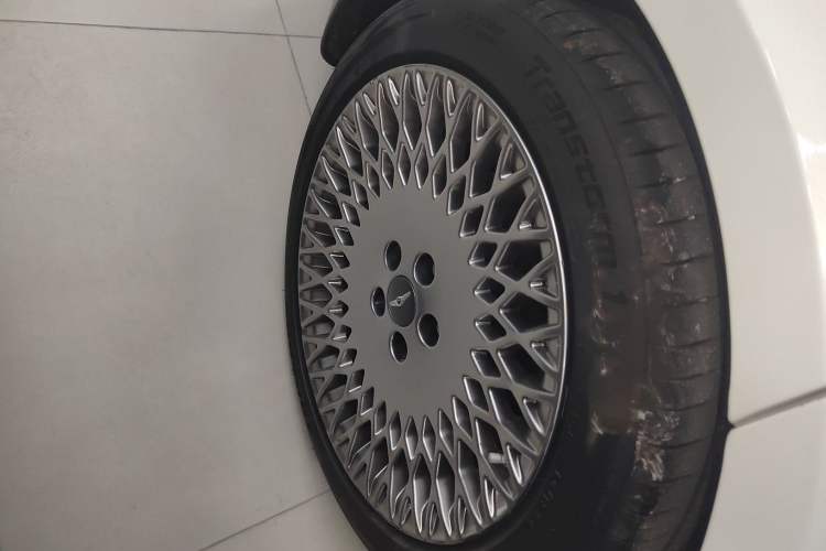 Used Genesis G80 2021 2.5T Rear-Drive Flagship Edition Right Rear Wheel Hub
