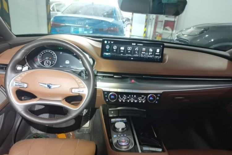 Used Genesis G80 2023 2.5T Four-Wheel Drive Luxury Edition Center Console