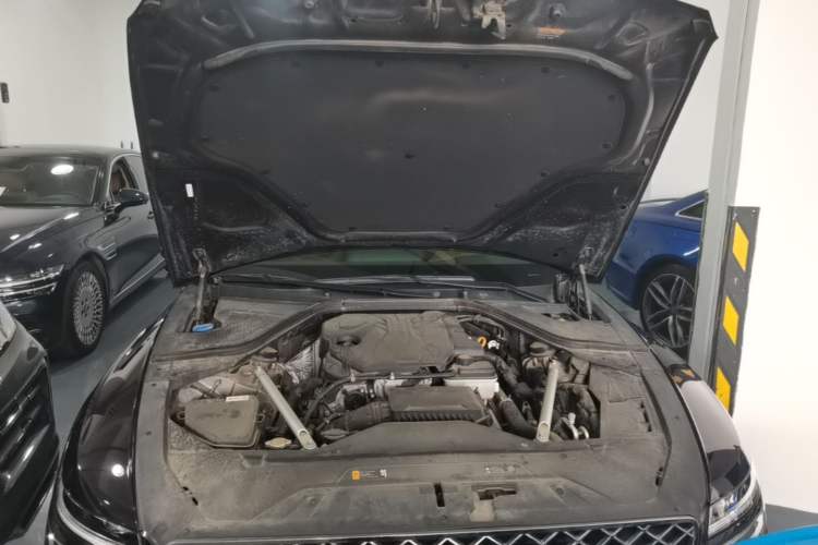 Used Genesis G80 2023 2.5T Four-Wheel Drive Luxury Edition Engine Bay