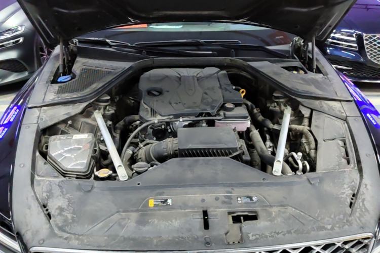 Used Genesis G80 2023 2.5T Rear-Drive Flagship Edition Engine Bay