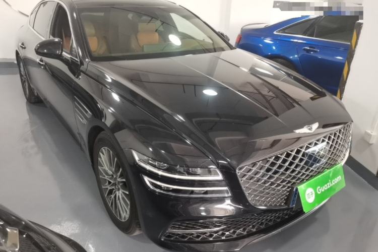 Used Genesis G80 2023 2.5T Four-Wheel Drive Luxury Edition Front Right 45 Deg