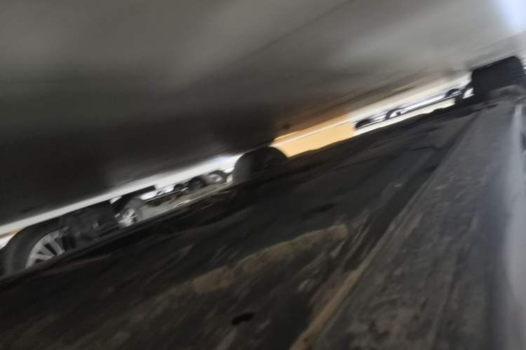 Used Genesis G80 2023 2.5T Rear-Drive Flagship Edition Left Side Sill