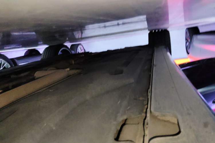 Used Genesis G80 2023 2.5T Rear-Drive Flagship Edition Right Side Sill