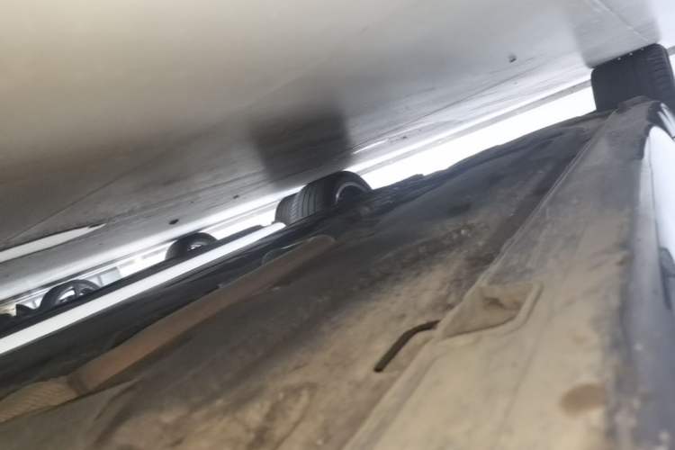 Used Genesis G80 2023 2.5T Rear-Drive Flagship Edition Right Side Sill