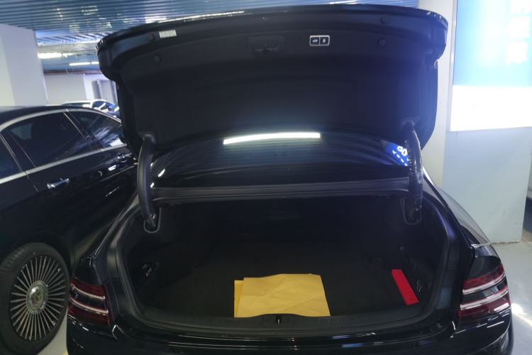 Used Genesis G80 2023 2.5T Rear-Drive Luxury Edition Trunk