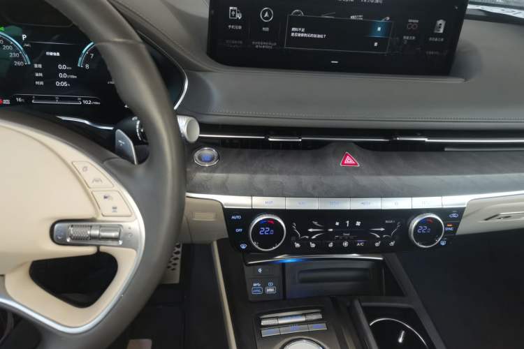 Used Genesis G80 2023 2.5T Rear-Drive Flagship Edition Audio And AC Panel