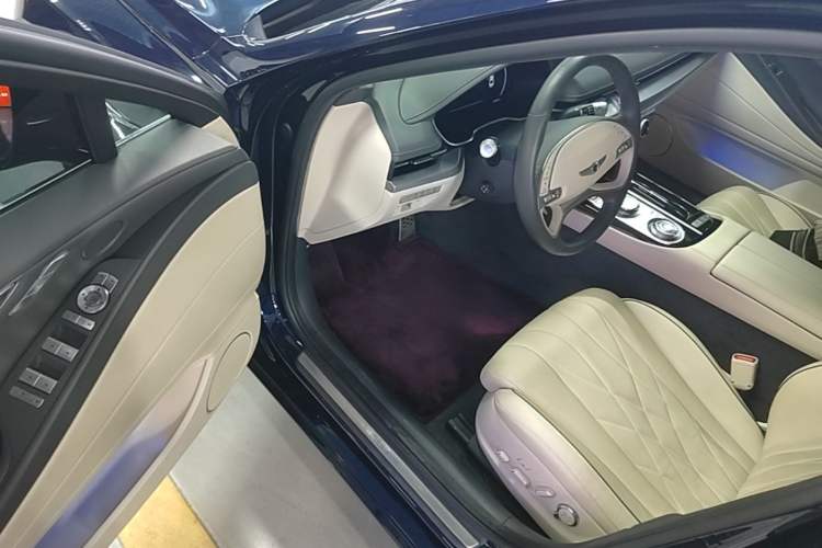 Used Genesis G80 2023 2.5T Rear-Drive Luxury Edition Driver Seat