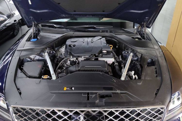 Used Genesis G80 2023 2.5T Rear-Drive Luxury Edition Engine Bay