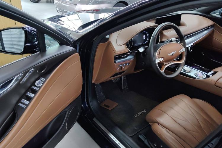 Used Genesis G80 2023 2.5T Rear-Drive Luxury Edition Interior 3
