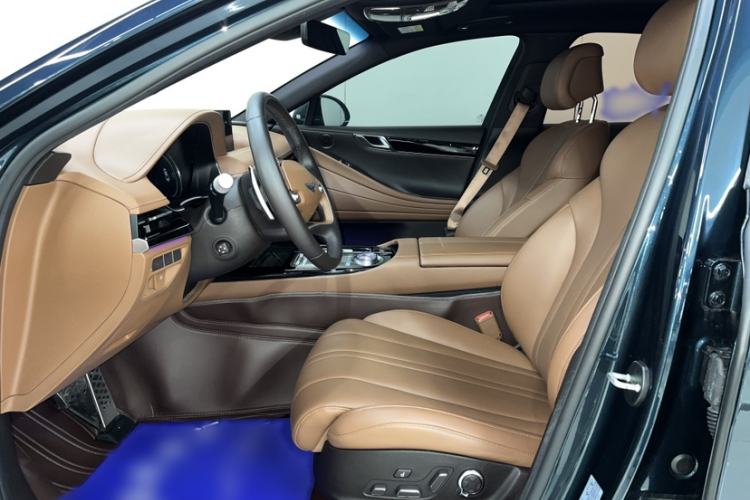 Used Genesis G80 2023 2.5T Rear-Drive Luxury Edition Interior 4