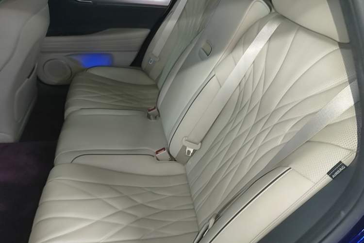 Used Genesis G80 2023 2.5T Rear-Drive Luxury Edition Left Rear Seat