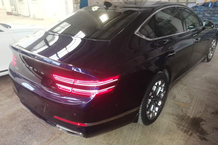 Used Genesis G80 2023 2.5T Rear-Drive Flagship Edition Rear Right 45 Deg