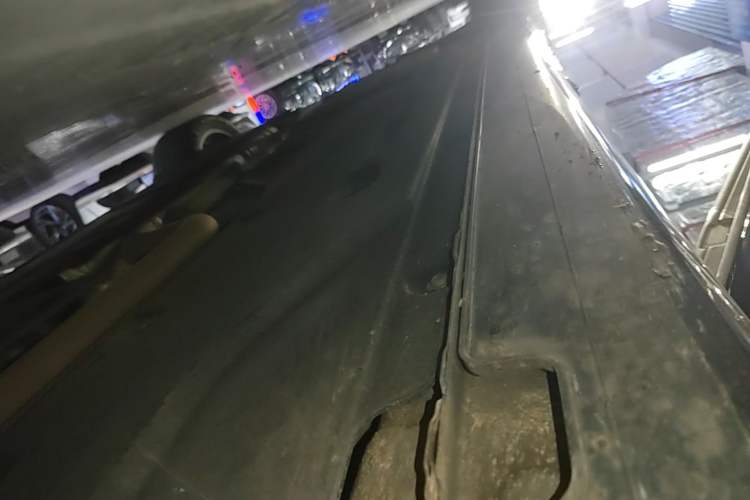 Used Genesis G80 2023 2.5T Rear-Drive Luxury Edition Right Side Sill