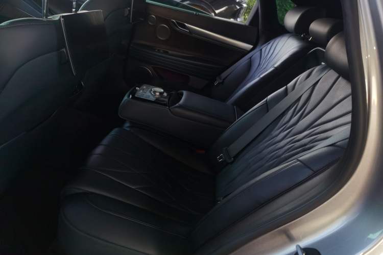 Used Genesis G80 2023 2.5T Four-Wheel-Drive Flagship Edition Left Rear Seat