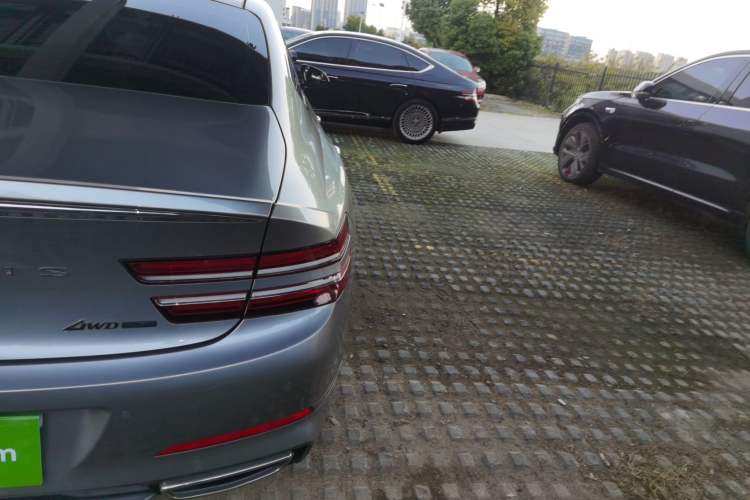 Used Genesis G80 2023 2.5T Four-Wheel-Drive Flagship Edition Right Rear Taillight