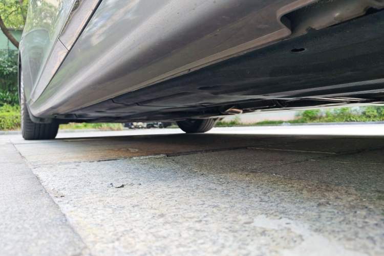 Used Genesis G80 2023 2.5T Rear-Drive Flagship Edition Chassis Rear Left