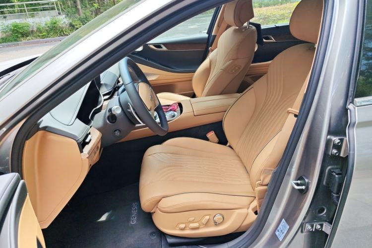 Used Genesis G80 2023 2.5T Rear-Drive Flagship Edition Left Front Seat