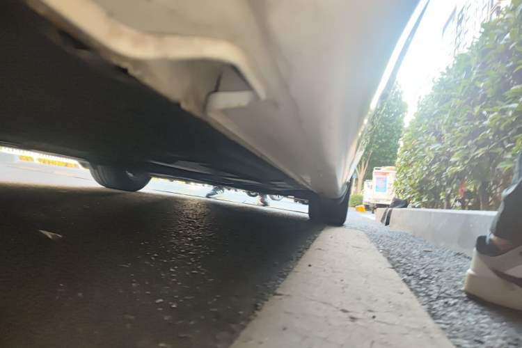 Used Genesis G80 2023 2.5T Rear-Drive Flagship Edition Chassis Rear Right