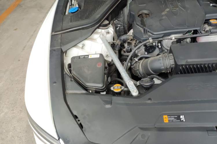 Used Genesis G80 2023 2.5T Rear-Drive Luxury Edition Engine Bay Right