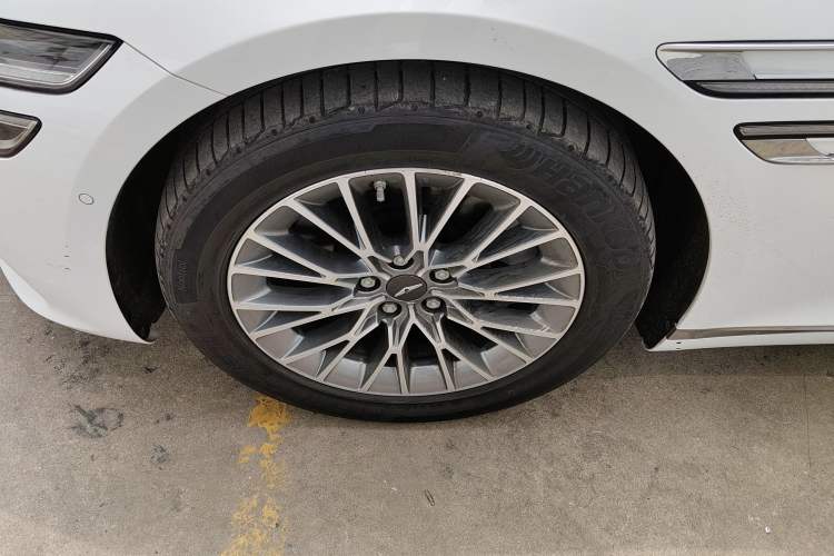 Used Genesis G80 2023 2.5T Rear-Drive Luxury Edition Exterior 4