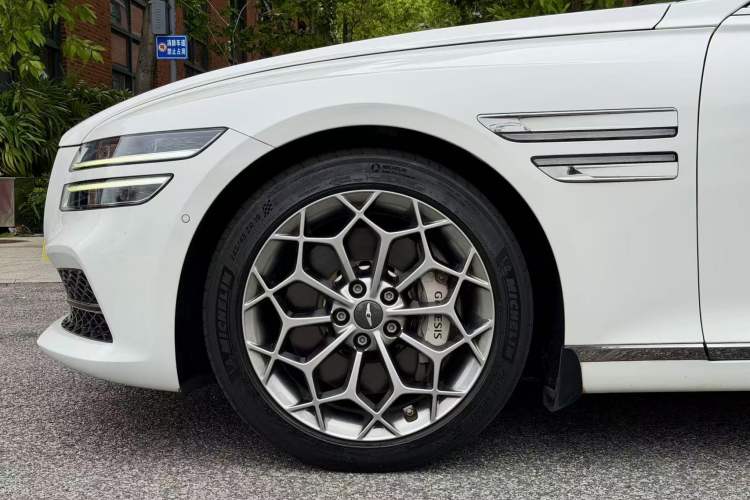 Used Genesis G80 2023 2.5T Four-Wheel-Drive Flagship Edition Exterior 8