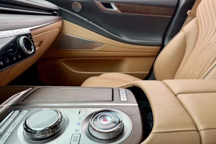 Used Genesis G80 2023 2.5T Four-Wheel-Drive Flagship Edition Interior 5