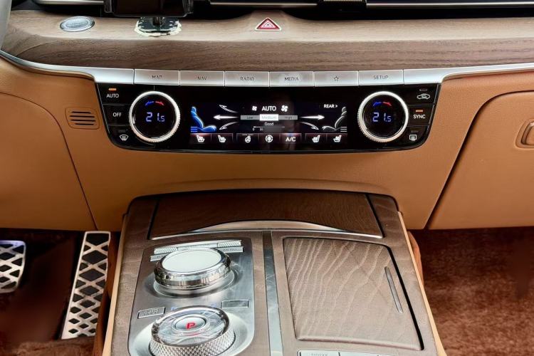Used Genesis G80 2023 2.5T Four-Wheel-Drive Flagship Edition Interior 7