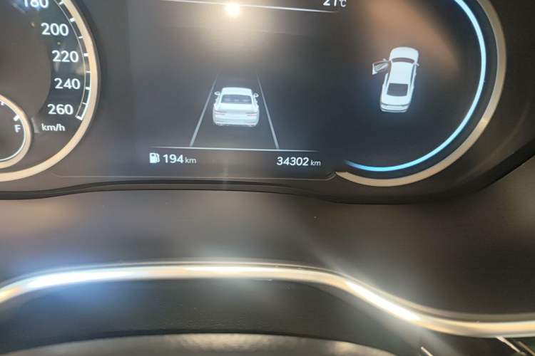 Used Genesis G80 2023 2.5T Rear-Drive Flagship Edition Odometer Close Up