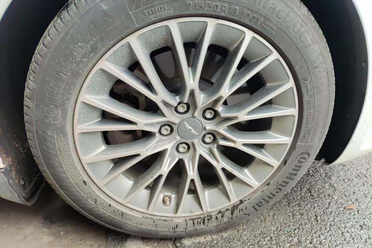 Used Genesis G80 2023 2.5T Rear-Drive Luxury Edition Right Front Wheel Hub